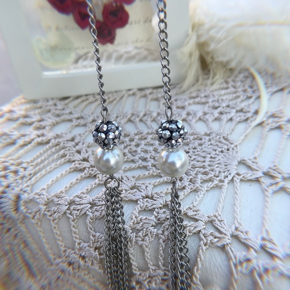 Silver Tone Tassel Drop Earrings Long New - Picture 3 of 3